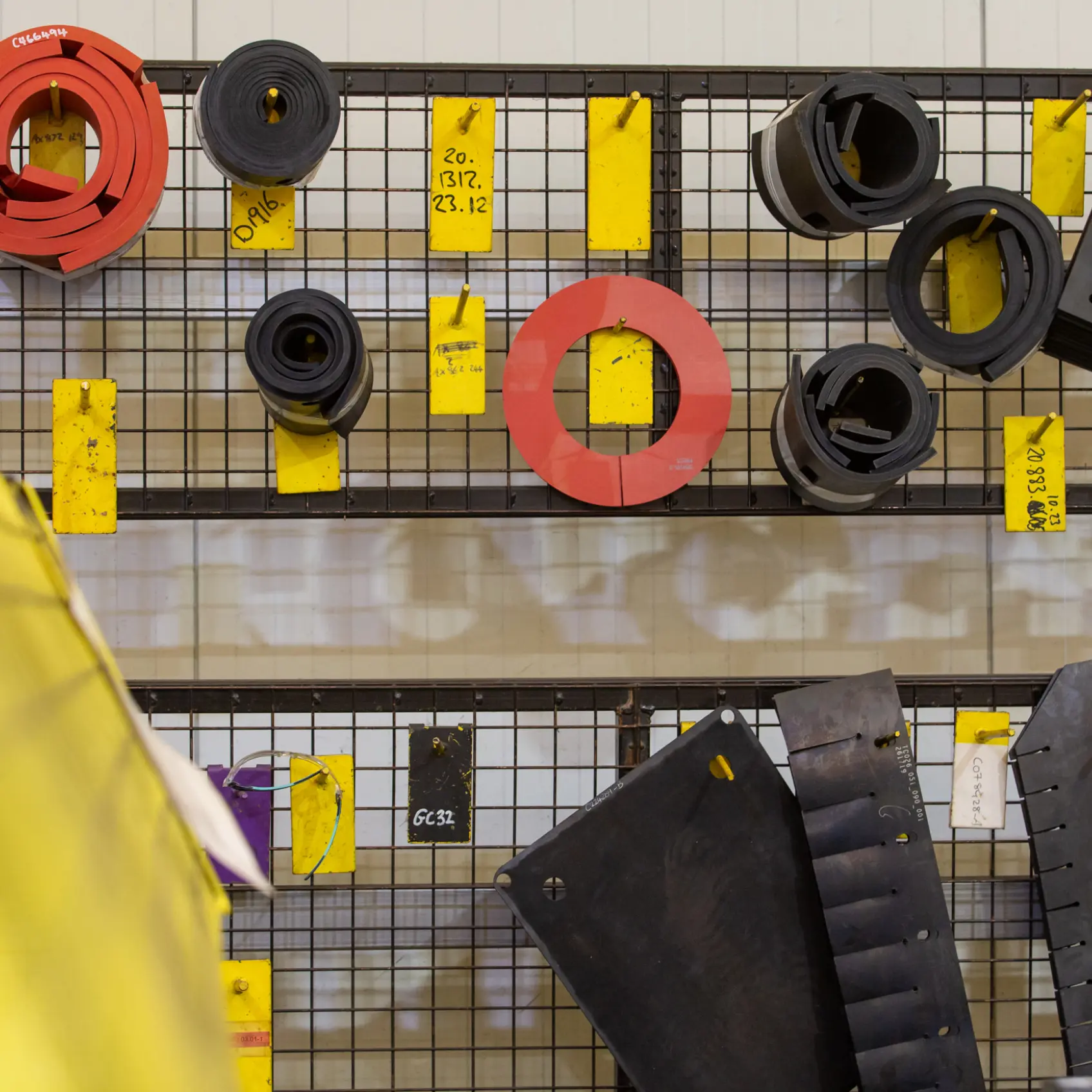 Cut rubber and plastic parts