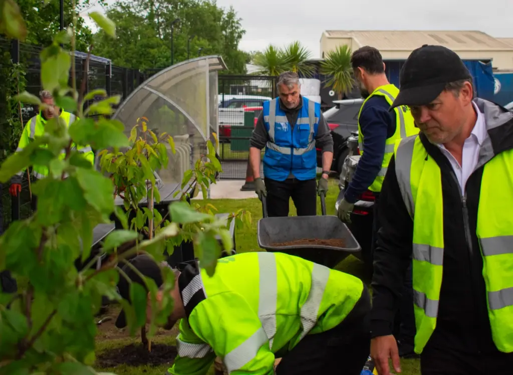 Smiley Monroe tree planting